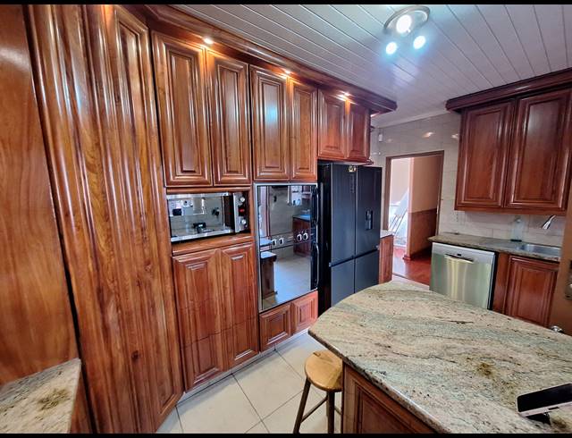 3 BEDROOM HOUSE FOR SALE IN VANDERBIJLPARK SE 1